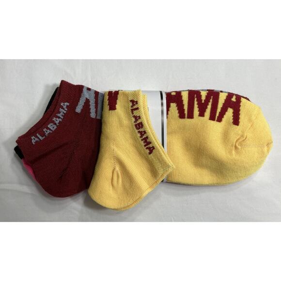 Alabama Crimson Tide Socks Ankle Women's size: 9 to 11 2 packs of 3, NCAA - Picture 3 of 7
